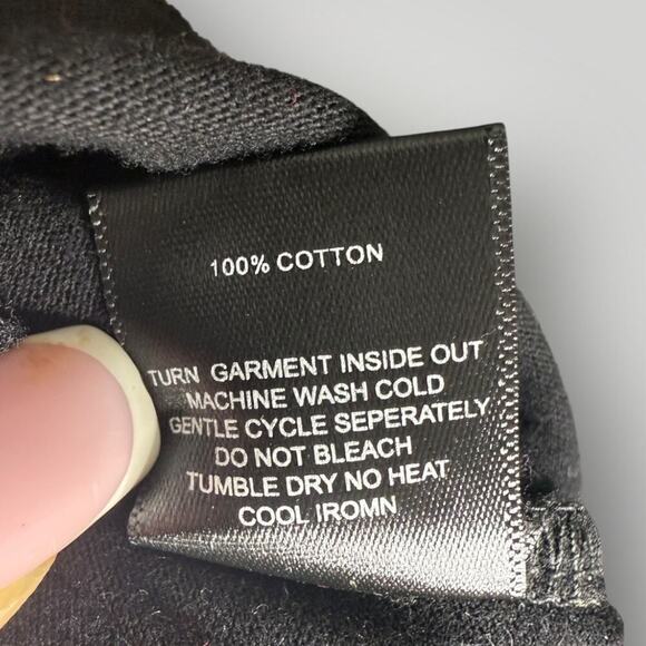 Well Known Studios Tee L - Bold Art Graphic Streetwear - Picture 6 of 7